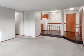 Larpenteur Manor Apartments in St. Paul, MN - Foto de edificio - Interior Photo
