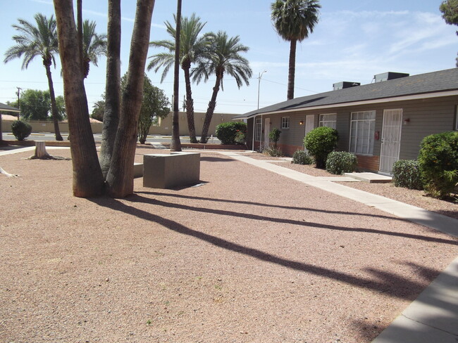 1538 W Osborn Rd in Phoenix, AZ - Building Photo - Building Photo