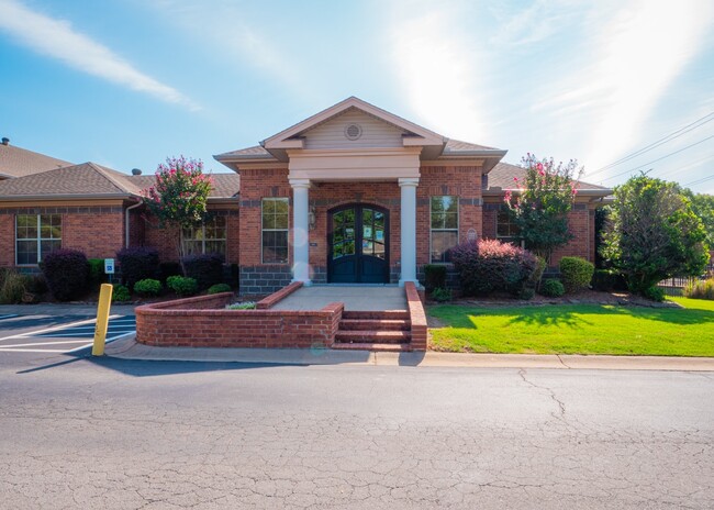 High Point Park Apartments in Conway, AR - Foto de edificio - Building Photo