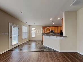 2006 Sugarbush Dr in Charlotte, NC - Building Photo - Building Photo