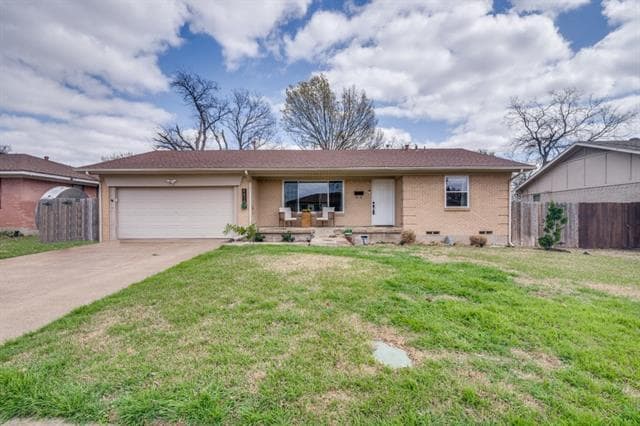 2418 Patricia Ln in Garland, TX - Building Photo - Building Photo