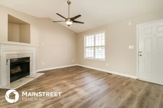 502 Sommerset Dr in Clayton, NC - Building Photo - Building Photo