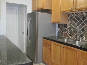 56 Kenwood Dr in New Windsor, NY - Building Photo - Building Photo