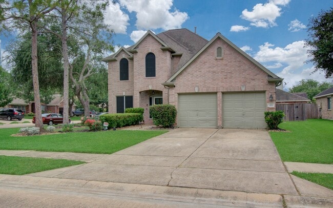 3203 Blaesser Dr in Pearland, TX - Building Photo - Building Photo