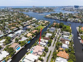 438 Coconut Isle Dr in Fort Lauderdale, FL - Building Photo