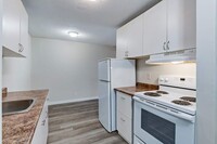 Westbrook Apartments in Saskatoon, SK - Building Photo - Building Photo