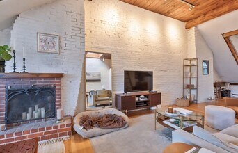 63 Rutland St, Unit 4 in Boston, MA - Foto de edificio - Building Photo