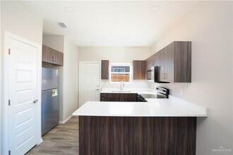 4116 Walnut Ave in McAllen, TX - Building Photo - Building Photo