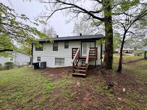 2555 Janice Cir NE in Birmingham, AL - Building Photo - Building Photo