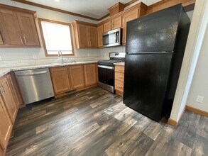 38031 Leverette Ave in Clinton Township, MI - Foto de edificio - Building Photo