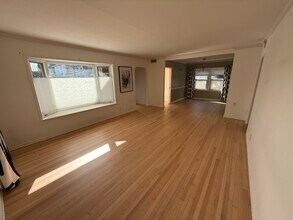 1221 S Curson Ave in Los Angeles, CA - Building Photo - Building Photo