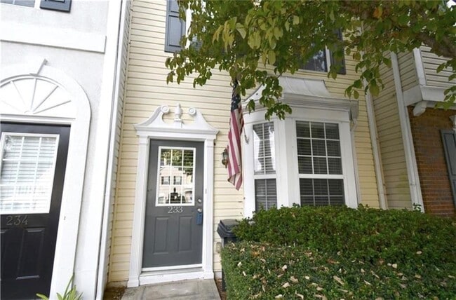 property at 233 Buckland Dr