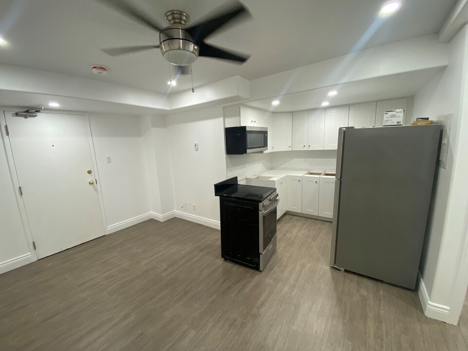 110 Gloucester St in Ottawa, ON - Building Photo