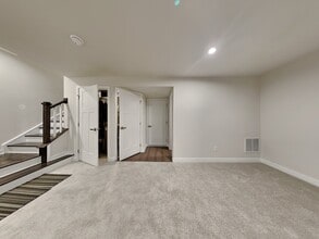4806 Spruce Rd in Gibsonia, PA - Foto de edificio - Building Photo