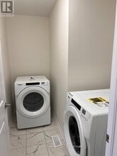 214 Broadacre Dr in Kitchener, ON - Building Photo - Building Photo