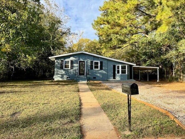 4000 McEwen Dr NW in Huntsville, AL - Building Photo - Building Photo