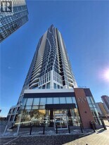 25 Wellington St S in Kitchener, ON - Building Photo