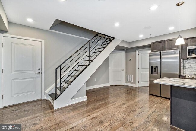 1505 Parrish St-Unit -C in Philadelphia, PA - Building Photo - Building Photo