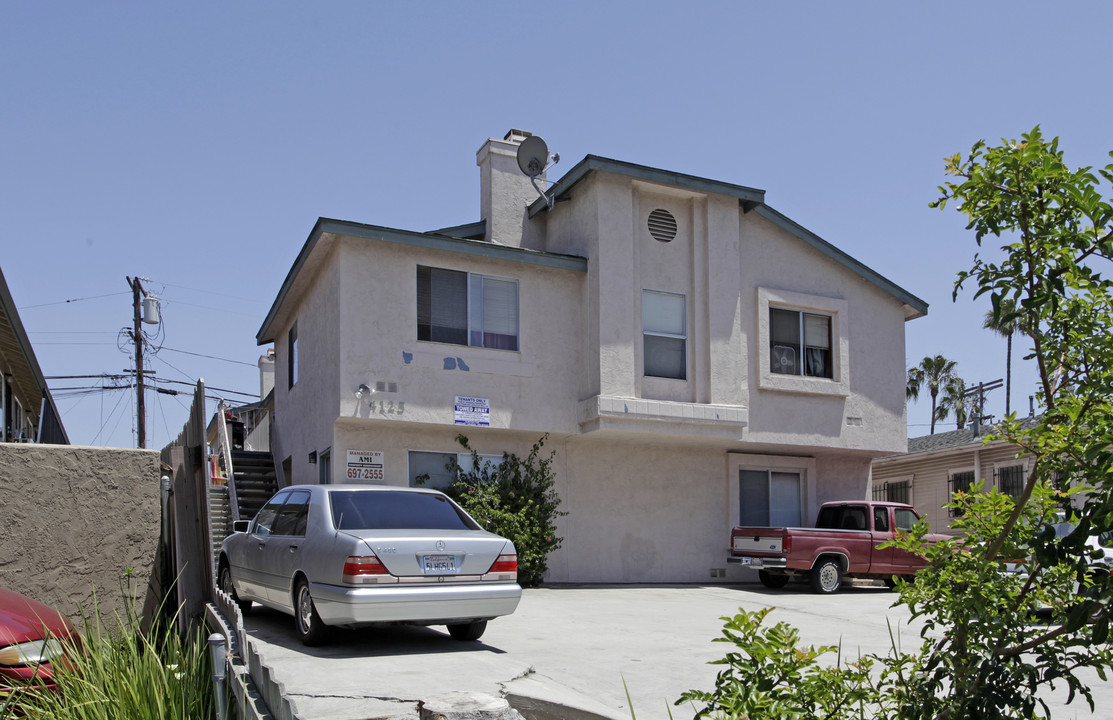 4125 TEXAS St in San Diego, CA - Foto de edificio