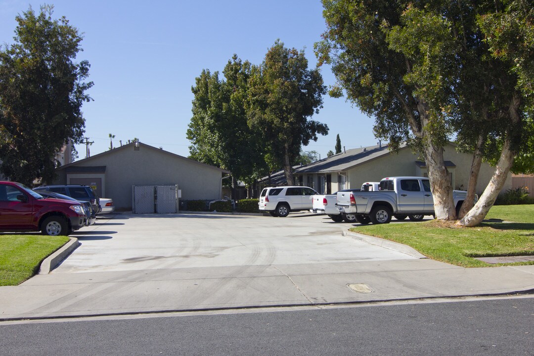 1000 Billings St in El Cajon, CA - Building Photo