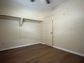 1020 Queen St N in St. Petersburg, FL - Building Photo - Building Photo