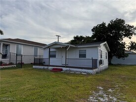 15344 Wall Dr in Ft. Myers, FL - Building Photo