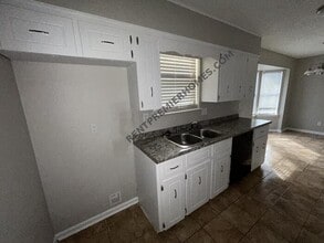 100 Hampton Cove in Jacksonville, AR - Building Photo - Building Photo