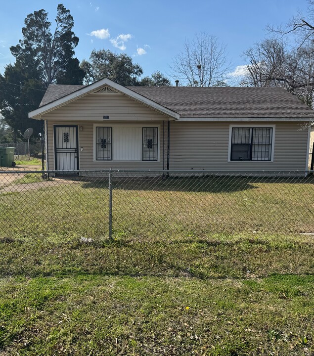 3105 Cotton St in Montgomery, AL - Building Photo