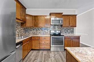 255 Woodstream Dr in Newnan, GA - Building Photo - Building Photo