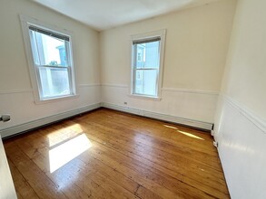4 Folsom Ave, Unit 3 in Boston, MA - Building Photo - Building Photo