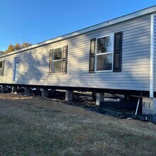 928 Sharpe Rd in Burlington, NC - Building Photo - Building Photo