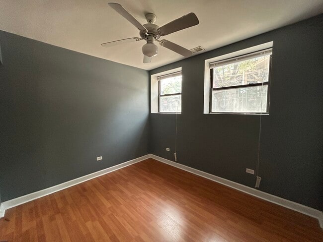 3700 N Sheffield Ave in Chicago, IL - Building Photo - Building Photo