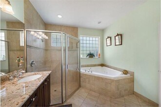 2220 W Pineridge Ct in Delray Beach, FL - Building Photo - Building Photo