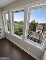 122 Burmont Rd in Drexel Hill, PA - Building Photo