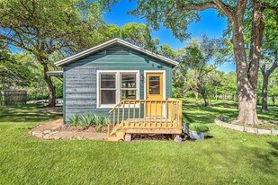1918 Berkeley Ave in Austin, TX - Building Photo