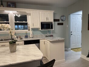 202 Shasteen St in Estill Springs, TN - Foto de edificio - Building Photo