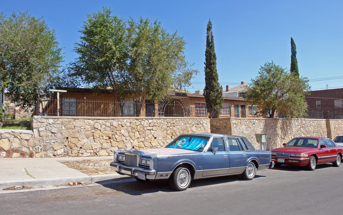 219 W California Ave in El Paso, TX - Building Photo