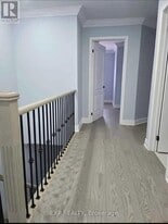 6399 Spinnaker Cir in Mississauga, ON - Building Photo