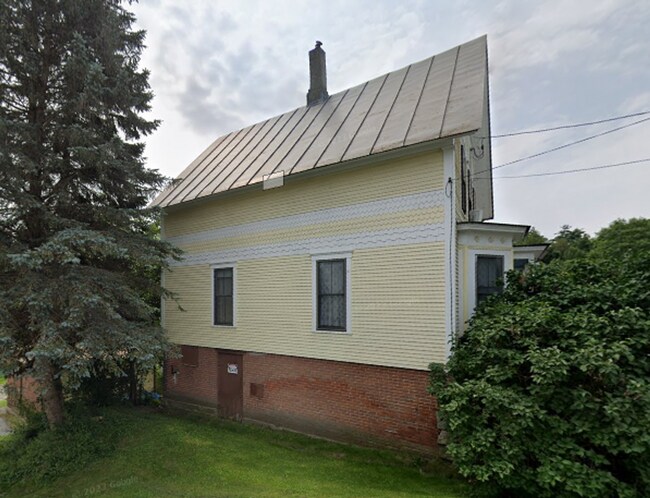 property at 6 Riverside Dr