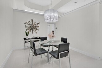 6564 Somerset Cir in Boca Raton, FL - Building Photo - Building Photo