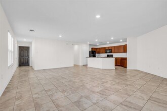 6715 Hillsdale Creek Dr in Houston, TX - Building Photo - Building Photo