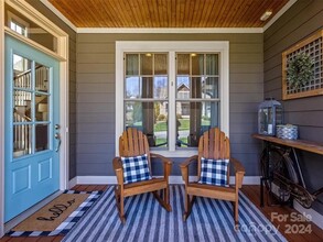61 Barnrock Dr in Mills River, NC - Building Photo - Building Photo