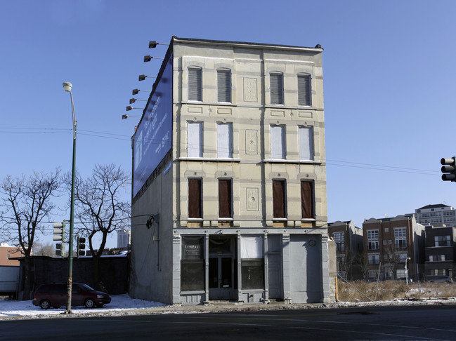 1329-1331 N Clybourn Ave in Chicago, IL - Building Photo - Building Photo