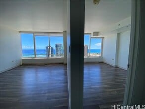 1009 Kapiolani Blvd in Honolulu, HI - Building Photo - Building Photo