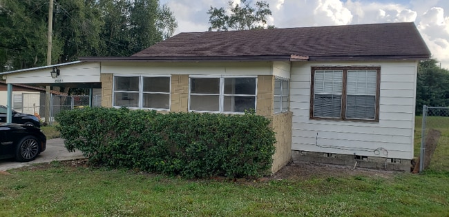 property at 2505 Burns St