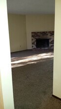 12455 Gingham SW Ln, Unit A in Beaverton, OR - Building Photo - Building Photo