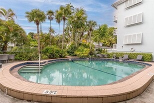 1150 Madruga Ave in Miami, FL - Building Photo