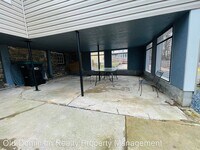445 S Main St photo'