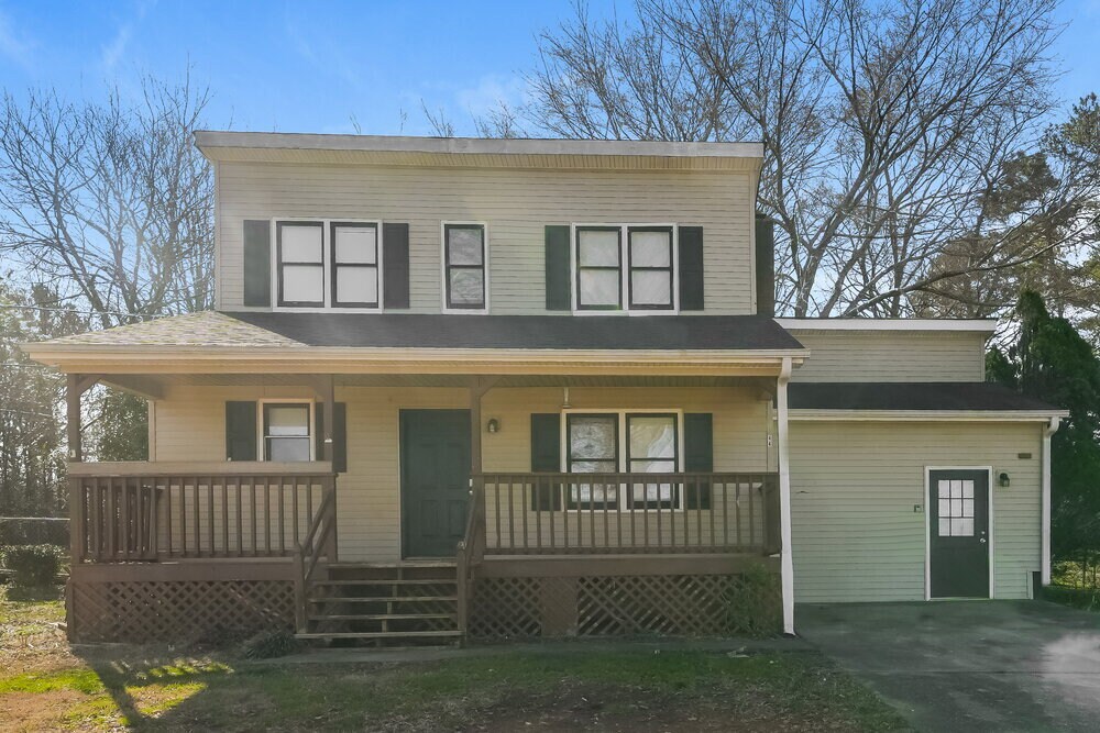 44 Arnold Rd in Cartersville, GA - Foto de edificio