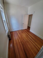 1258 Commonwealth Ave, Unit 1 in Boston, MA - Foto de edificio - Building Photo